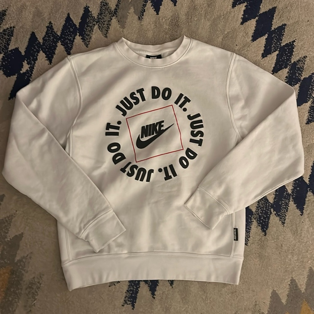 Nike Sweatshirt Small